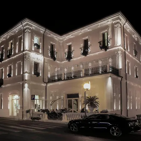 Lido Hotell 3*