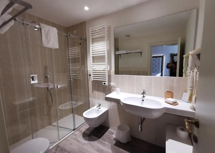 Lido Hotell 3*