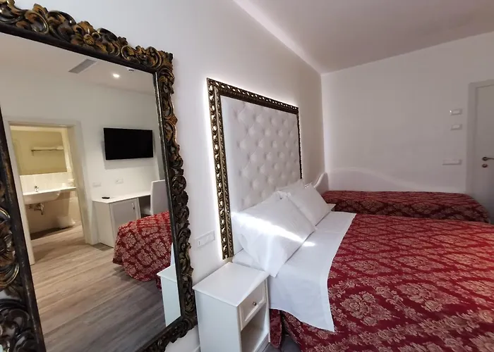 Lido Hotel 3*